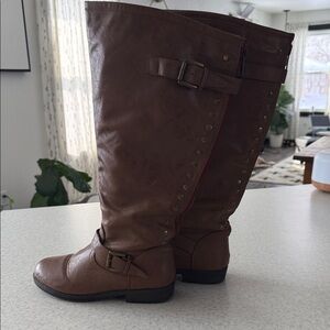 Women’s Brown Wide Calf Boots, 8